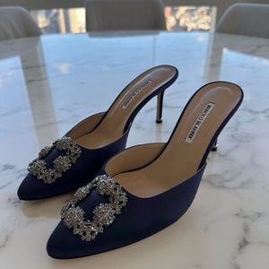 MANOLO BLAHNIK MULES